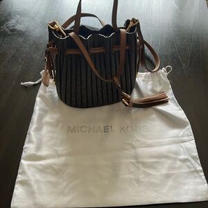 Michael Kors bucket bag